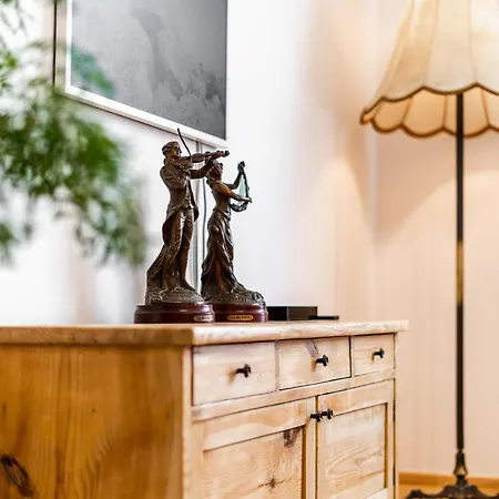 Apartment Charming In Lesser Town